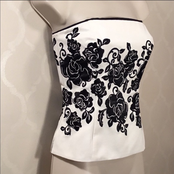 WHBM EMBROIDERED FLORAL LINED BUSTIER, size 2. - Picture 2 of 6